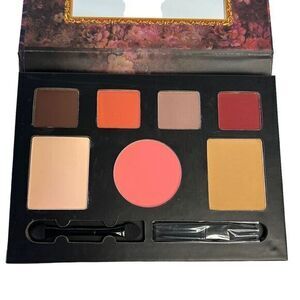 OKALAN MAKEUP SET Eyeshadow Compact Powder Blush with Mirror Unused